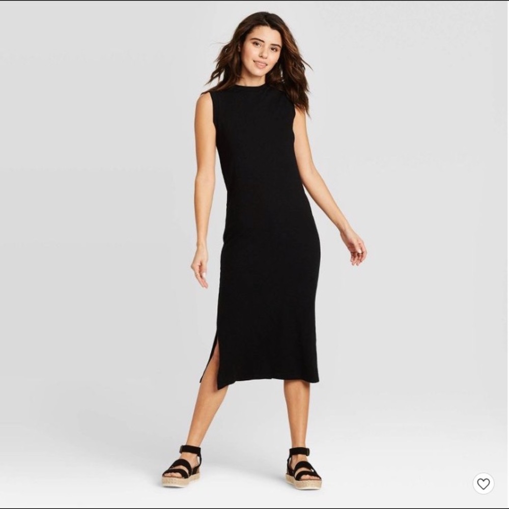 Women’s Sleeveless Dress
